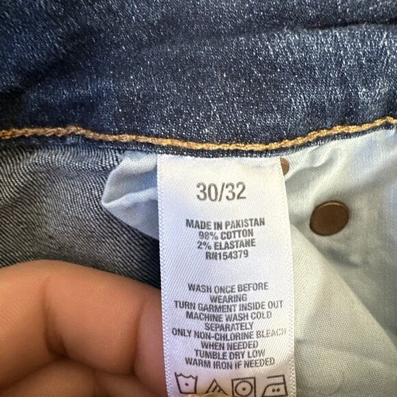 Aeropostale Jeans Men’s 30x32 Slim Straight Mid Rise Medium Wash Denim - Picture 11 of 12